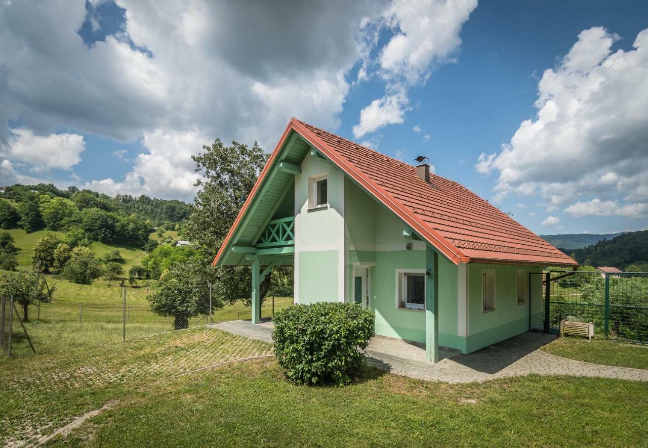 Holiday Home Neokrnjena Narava Sevnica Eksteriør bilde